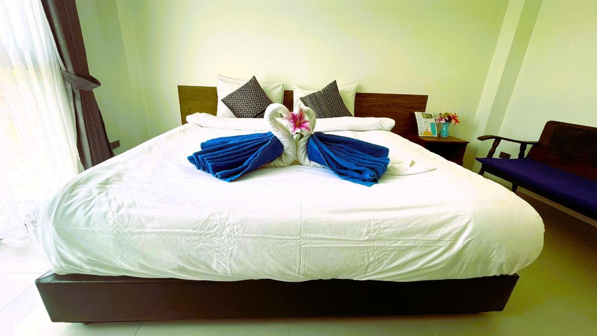 Rockstar Beach Apartments Strand Bang Rak Exterior foto