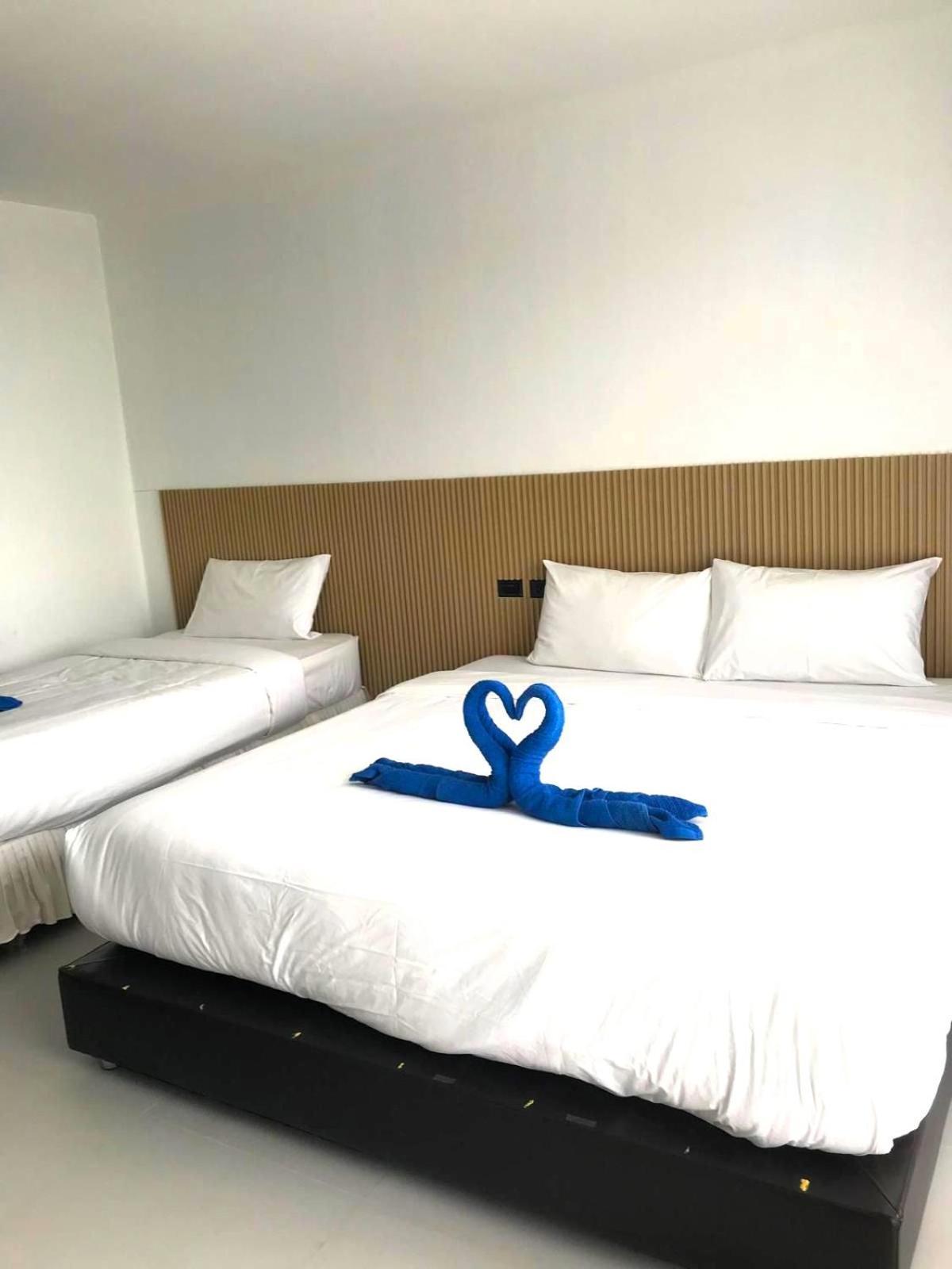 Rockstar Beach Apartments Strand Bang Rak Exterior foto